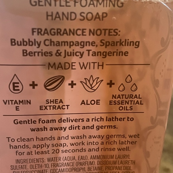 Bath & Body Works Champagne Toast Set -3-Wick Candle /Body Butter/Soaps/Soray - Picture 3 of 7